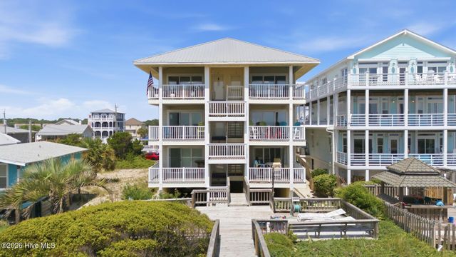 1202 Carolina Beach Avenue N Apt 3, Carolina Beach, NC 28428