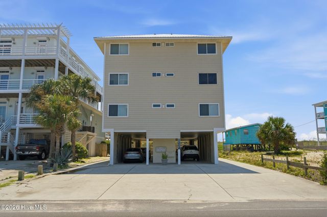 1202 Carolina Beach Avenue N Apt 3, Carolina Beach, NC 28428