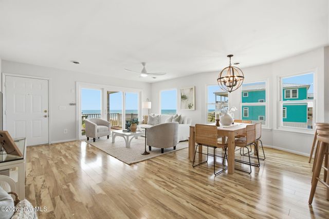 1202 Carolina Beach Avenue N Apt 3, Carolina Beach, NC 28428