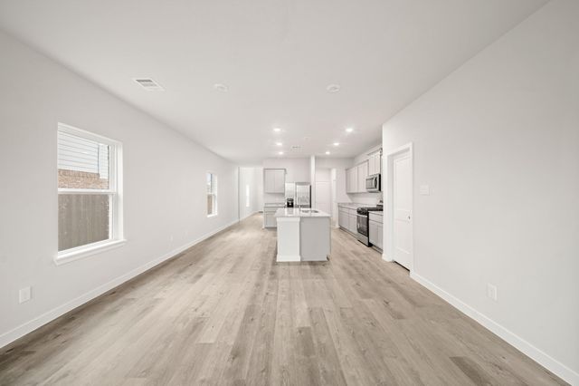 306 Bennett Street, Angleton, TX 77515