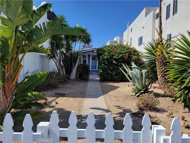 1245 W Balboa Boulevard, Newport Beach, CA 92661