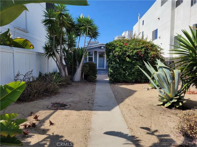 1245 W Balboa Boulevard, Newport Beach, CA 92661