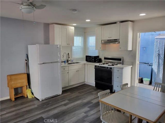 1245 W Balboa Boulevard, Newport Beach, CA 92661