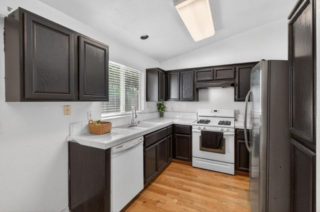 9178 Sebastiani Way, Sacramento, CA 95829