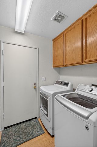 9178 Sebastiani Way, Sacramento, CA 95829