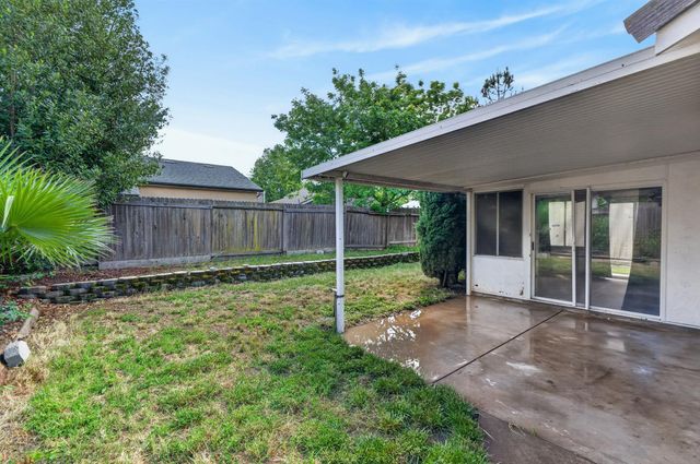 9178 Sebastiani Way, Sacramento, CA 95829