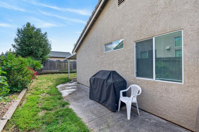9178 Sebastiani Way, Sacramento, CA 95829