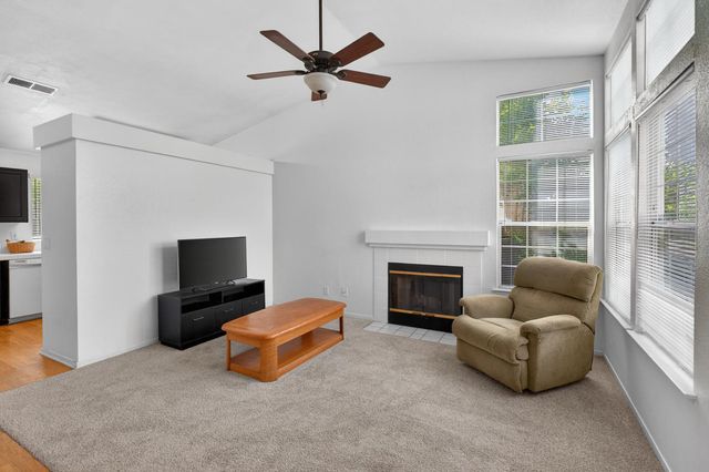 9178 Sebastiani Way, Sacramento, CA 95829