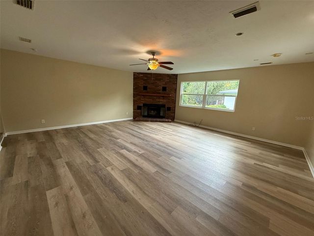 3537 NW 49 AVENUE, Gainesville, FL 32606