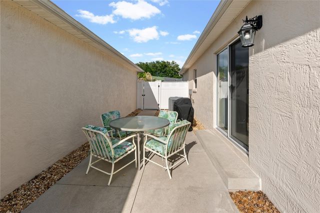 1666 SUMMERCHASE LOOP, The Villages, FL 32162