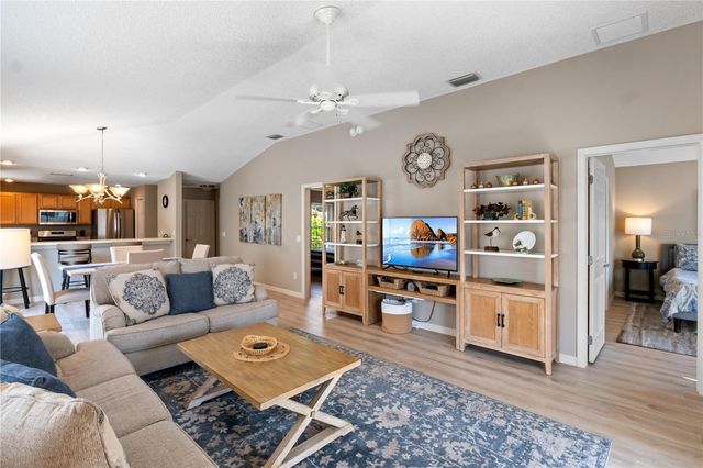 1666 SUMMERCHASE LOOP, The Villages, FL 32162