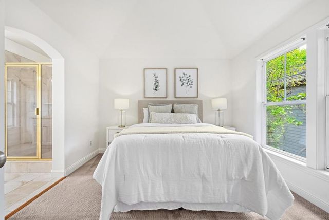 707 Valparaiso Avenue, Menlo Park, CA 94025
