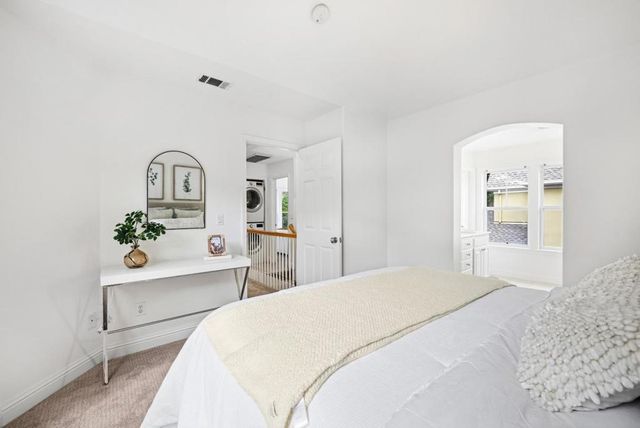 707 Valparaiso Avenue, Menlo Park, CA 94025
