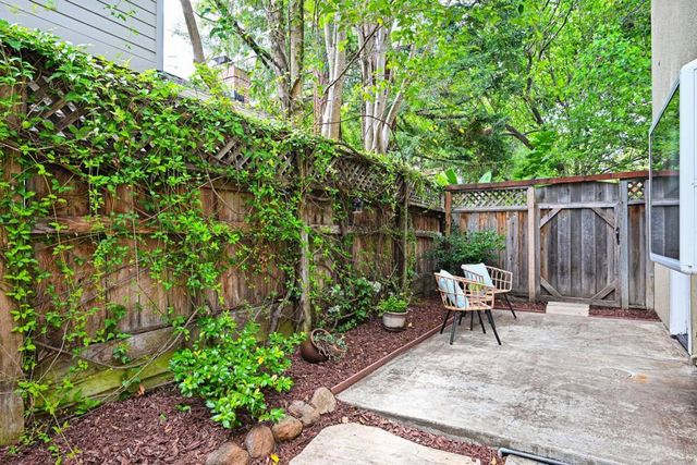 707 Valparaiso Avenue, Menlo Park, CA 94025
