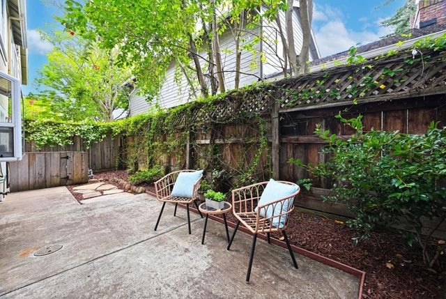 707 Valparaiso Avenue, Menlo Park, CA 94025