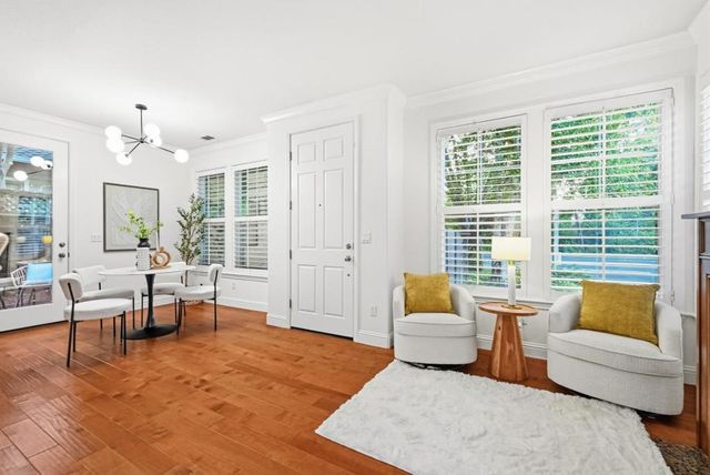 707 Valparaiso Avenue, Menlo Park, CA 94025