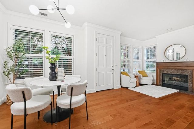 707 Valparaiso Avenue, Menlo Park, CA 94025