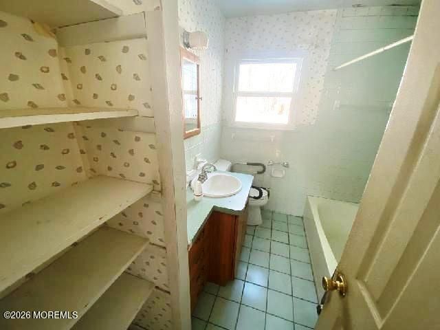 17 Clark Drive, Howell, NJ 07731