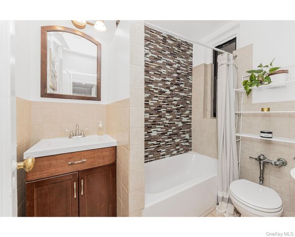 306 E Mosholu Parkway S 1D, Bronx, NY 10458