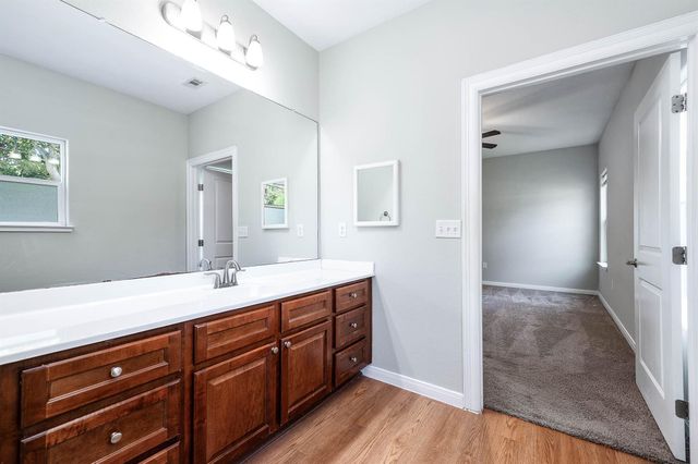 1530 1st Avenue N, Texas City, TX 77590