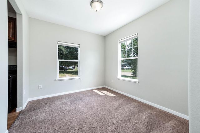 1530 1st Avenue N, Texas City, TX 77590