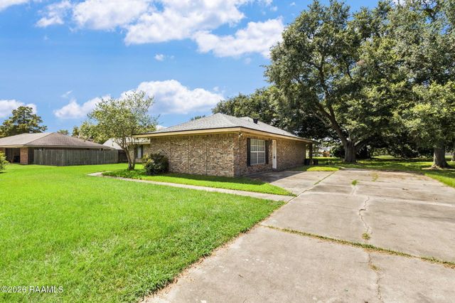 403 N Michot Road, Lafayette, LA 70508
