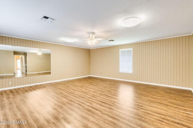 403 N Michot Road, Lafayette, LA 70508