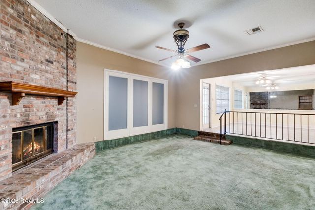 403 N Michot Road, Lafayette, LA 70508