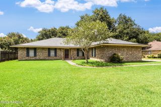 403 N Michot Road, Lafayette, LA 70508