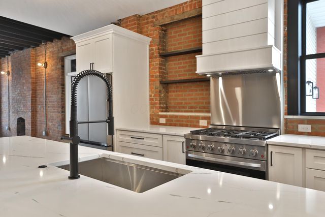 370 S Washington Avenue, Columbus, OH 43215