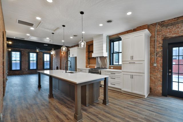 370 S Washington Avenue, Columbus, OH 43215