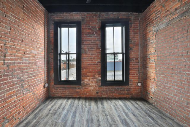 370 S Washington Avenue, Columbus, OH 43215