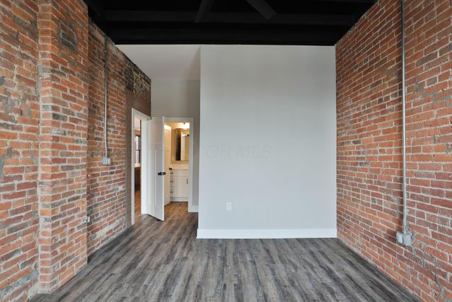 370 S Washington Avenue, Columbus, OH 43215