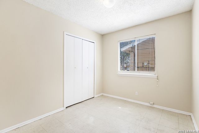 4718 Casa Oro St, San Antonio, TX 78233