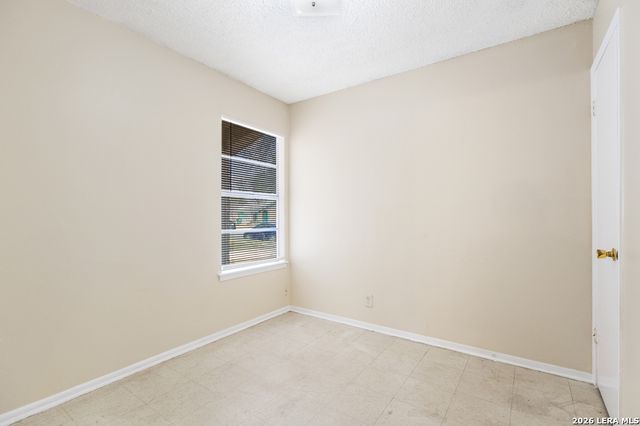 4718 Casa Oro St, San Antonio, TX 78233