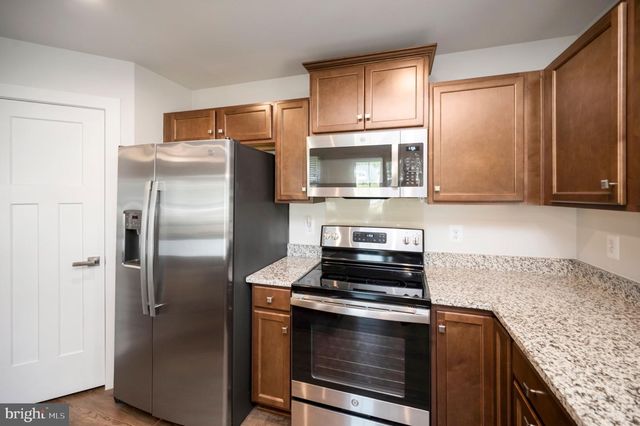 34889 MANSOURS DR, Locust Grove, VA 22508