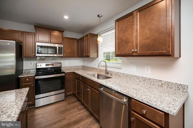 34889 MANSOURS DR, Locust Grove, VA 22508