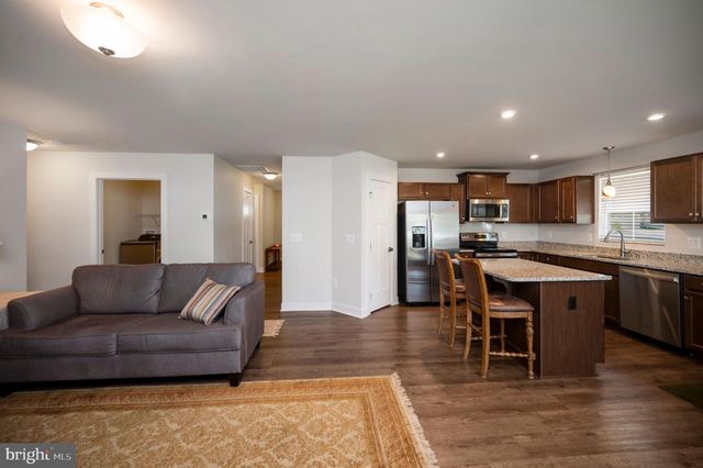 34889 MANSOURS DR, Locust Grove, VA 22508