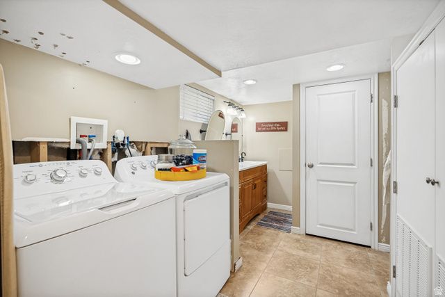 2333 E LAKEVIEW DR, Salt Lake City, UT 84109