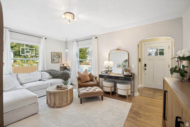 2333 E LAKEVIEW DR, Salt Lake City, UT 84109