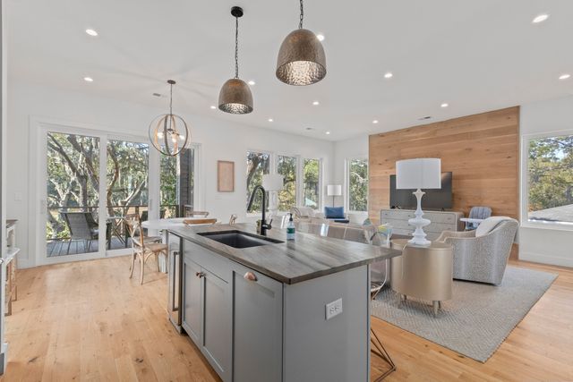 4177 S Rhett Avenue, North Charleston, SC 29405