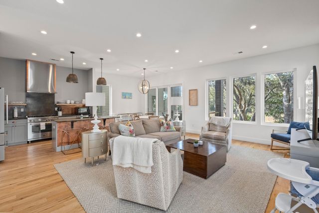 4177 S Rhett Avenue, North Charleston, SC 29405