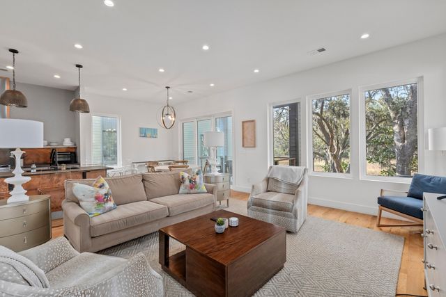 4177 S Rhett Avenue, North Charleston, SC 29405