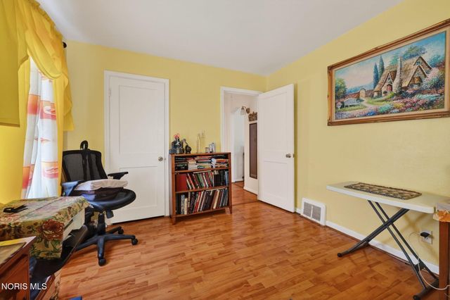 1204 Higley Street, Toledo, OH 43612