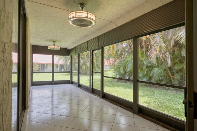 7520 Lexington Club Boulevard A, Delray Beach, FL 33446