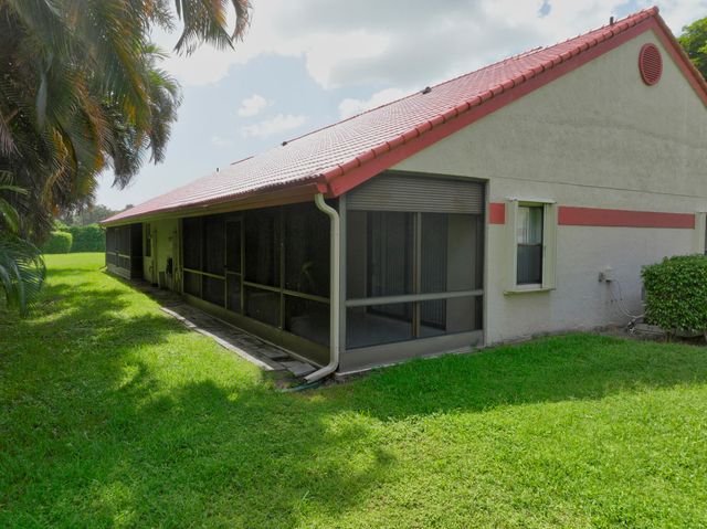 7520 Lexington Club Boulevard A, Delray Beach, FL 33446