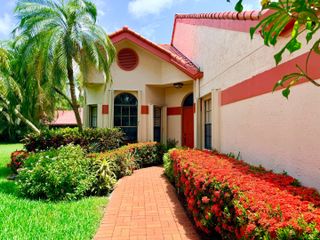 7520 Lexington Club Boulevard A, Delray Beach, FL 33446