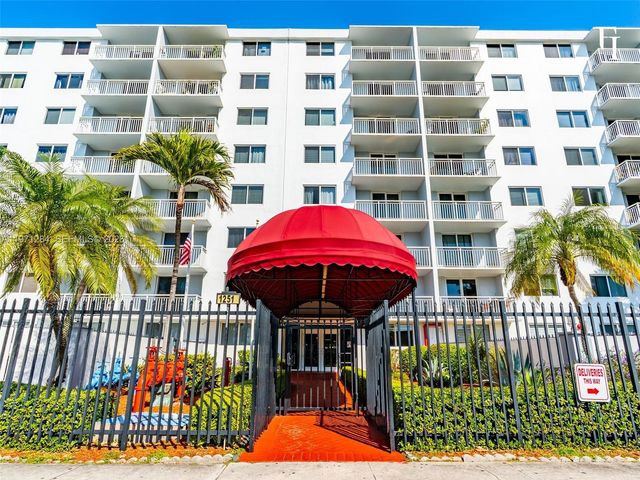 1251 NE 108th St 108, Miami, FL 33161