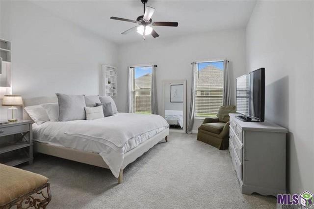 1030 Gentle Wind Dr, Baton Rouge, LA 70820