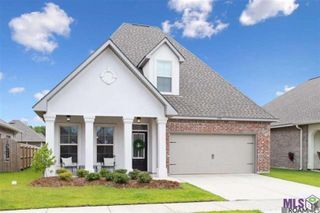 1030 Gentle Wind Dr, Baton Rouge, LA 70820